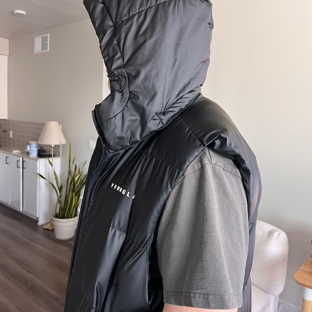 YoungLA Black Puffer Jacket with Hood and Water-Resistant Fabric - Picture 2 of 15